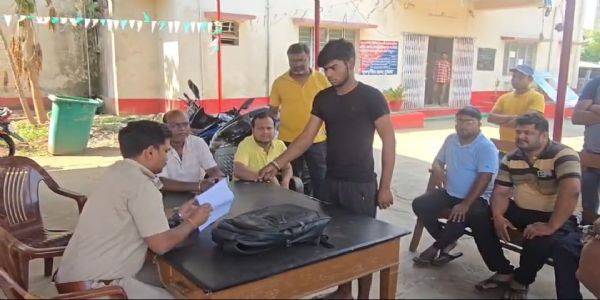 हाईवा पर अपराधियों ने की फायरिंग , जांच में जुटी पुलिस