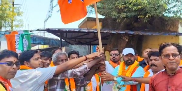 दुर्गापुर में 50 युवाओं ने ली भाजपा की सदस्यता