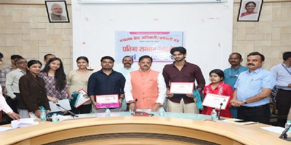 अच्छा कार्य करने वालों को मिलता है सम्मान : उप मुख्यमंत्री शुक्ल