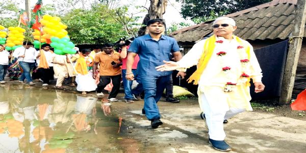 चुनाव 26 : चुनाव आते ही काम शुरू - दिलीप घोष