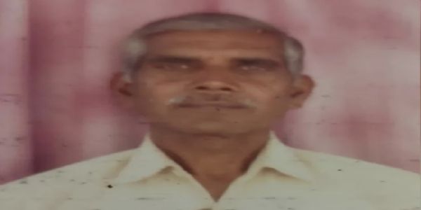 तेज रफ्तार पिकअप ने बुजुर्ग को कुचला, ट्रक से टकराकर पलटी, क्षेत्राधिकार को लेकर उलझी पुलिस