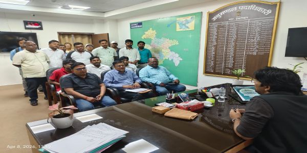 गैस वितरण में वितरक लाएं पारदर्शिता : एसडीओ