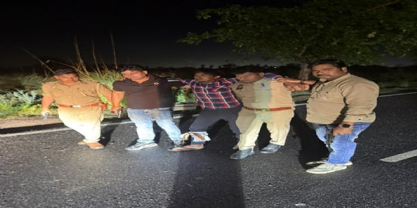 पुलिस मुठभेड़ : 25 हजार रुपये का इनामी गौ तस्कर घायल