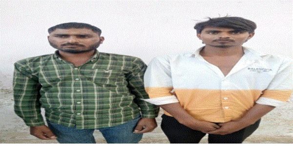अवैध हथियारों के साथ दो आरोपी गिरफ्तार:पिस्टल—रिवॉल्वर और जिंदा कारतूस बरामद