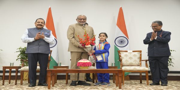 ‘वतन को जानो’ से राष्ट्रीय एकता को मिल रही मजबूती: उपराष्ट्रपति