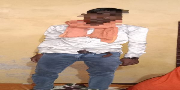 रघुनाथपुर में छापेमारी, 16.040 ग्राम स्मैक व 2.32 लाख नकद रुपये के साथ एक गिरफ्तार