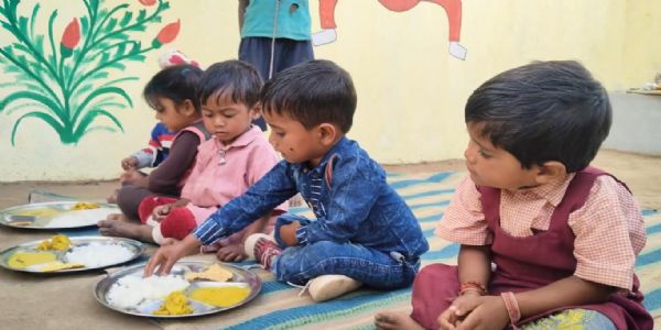 बाल हितैषी पंचायत में कछिया ने प्रदेश में बनाया कीर्तिमान