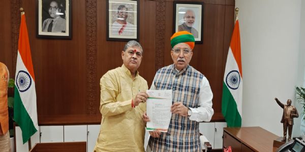 दिल्ली में केंद्रीय मंत्री से मिले पूर्णिया विधायक, हाईकोर्ट बेंच की उठाई मांग