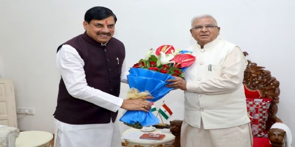 राज्यपाल पटेल से मुख्यमंत्री डॉ. यादव ने की सौजन्य भेंट
