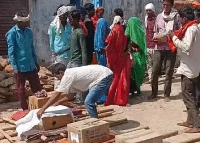 अंतिम संस्कार की तैयारी