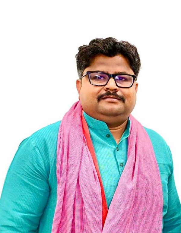 पूर्व जिलाध्यक्ष महेश कश्यप का फाइल फोटो