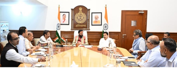 हरियाणा उद्यम प्रोत्साहन बोर्ड  की बैठक लेते मुख्यमंत्री नायब सैनी
