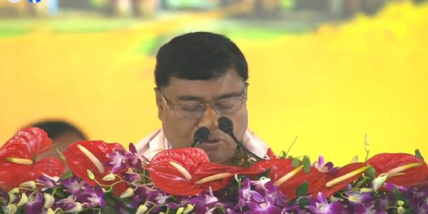 असम मंत्रिमंडल में आज शामिल हुए रामेश्वर तेली की तस्वीर। असम मंत्रिमंडल में आज शामिल हुए रामेश्वर तेली की तस्वीर।