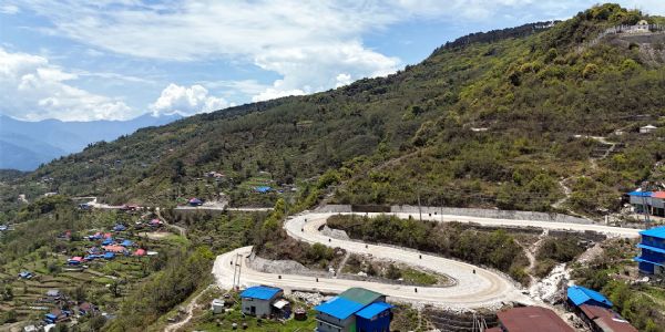 नेपाल के रास्ते भारत और चीन को जोड़ने वाला रास्ता नेपाल के रास्ते भारत और चीन को जोड़ने वाला रास्ता