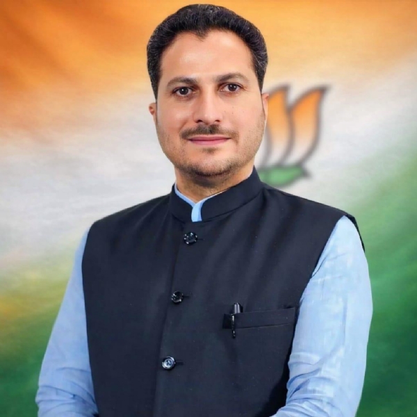 राकेश जमवाल।