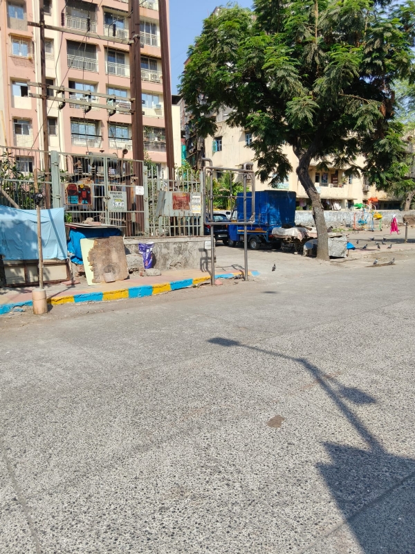 ठाणे में गर्मी कम होने पर भी कांक्रीट से गर्मी का कहर ठाणे में गर्मी कम होने पर भी कांक्रीट से गर्मी का कहर