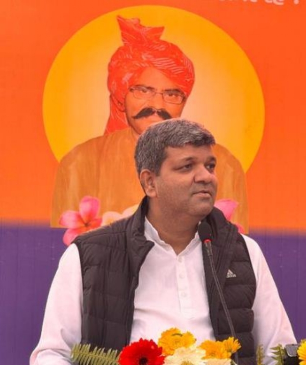 फाइल फोटो मंत्री आशीष पटेल