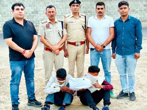 अफीम सहित पकड़े गए आरोपी।