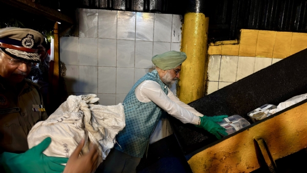 जीटी करनाल रोड पर आयोजित एक कार्यक्रम में 72 करोड़ रुपये मूल्य के 1,700 किलोग्राम