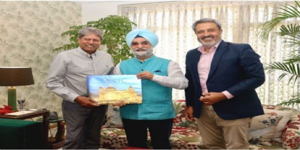 दिल्ली को ग्लोबल स्पोर्ट्स हब बनाने पर चर्चा, कपिल देव ने दिया सहयोग का भरोसा दिल्ली को ग्लोबल स्पोर्ट्स हब बनाने पर चर्चा, कपिल देव ने दिया सहयोग का भरोसा