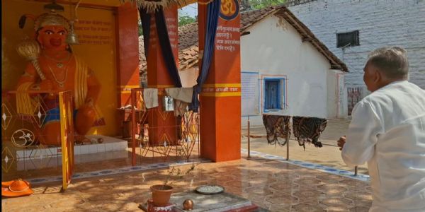 दमोह जिला जेल में नई बैरक का लोकार्पण, मंत्री परमार ने बंदियों को दिया सकारात्मक जीवन का संदेश