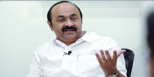 केरल के नए मुख्यमंत्री वीडी सतीशन की फाइल फोटो