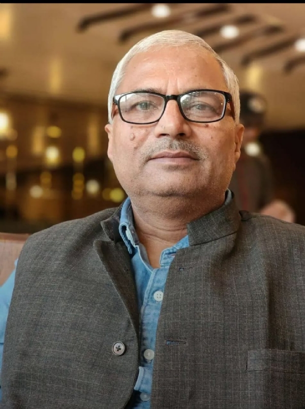 सपा प्रवक्ता दान बहादुर मधुर