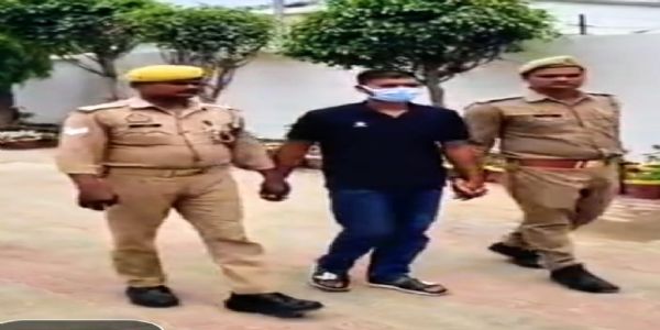 बहराइच में पुलिस कस्टडी से फरार 25 हजार का इनामी तस्कर गिरफ्तार