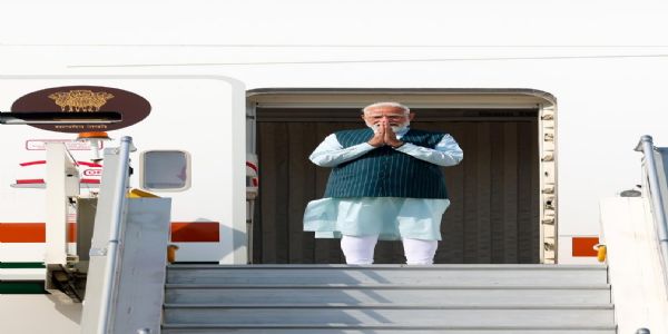 प्रधानमंत्री मोदी पांच देशों की यात्रा पर रवाना हुए