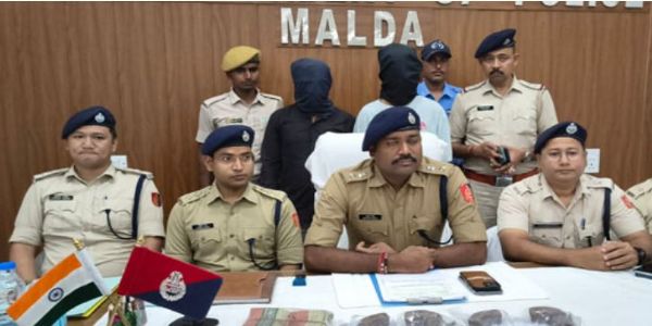 मालदा में हथियार तस्करी नाकाम, दो गिरफ्तार