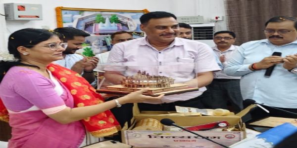 केंद्रीय मंत्री अनुप्रिया पटेल ने किया ‘विंध्य प्रसादम’ व गिफ्ट बॉक्स का शुभारंभ