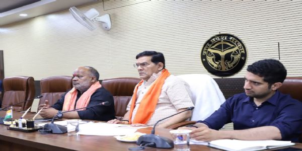 अबकी बार अच्छे कार्यों के दम पर बनारस को स्वच्छता रैंकिंग में बेहतर स्थान दिलाने की तैयारी