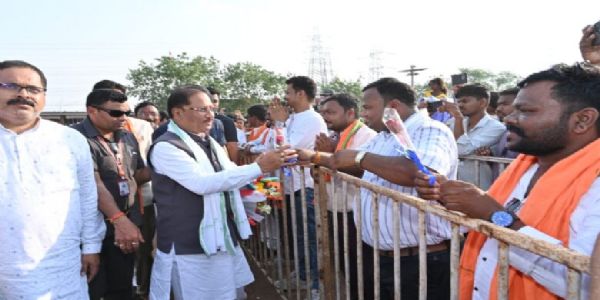 सुशासन तिहार 2026 : कुसमूरा कार्यक्रम में मुख्यमंत्री विष्णुदेव का किया गया स्वागत