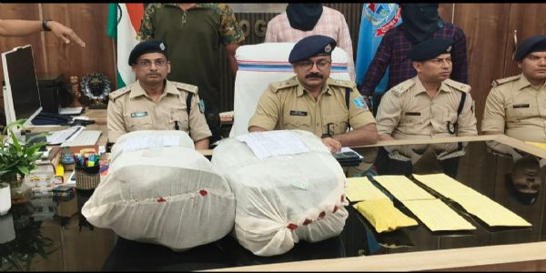 गांजा के साथ छह तस्कर गिरफ्तार