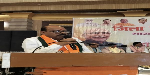 गोला में रविवार से शुरू होगा भाजपा का दो दिवसीय प्रशिक्षण वर्ग, पूर्व उपमुख्यमंत्री डॉ. दिनेश शर्मा करेंगे उद्घाटन