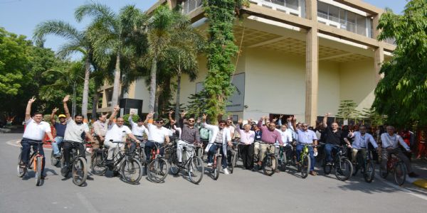 एसजीपीजीआई में  साइकिलिंग को बढ़ावा देने के लिए साइक्लोथॉन का आयोजन