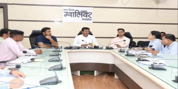 चंबल प्रोजेक्ट के कार्यों को बरसात से पहले पूर्ण करें: सांसद कुशवाह