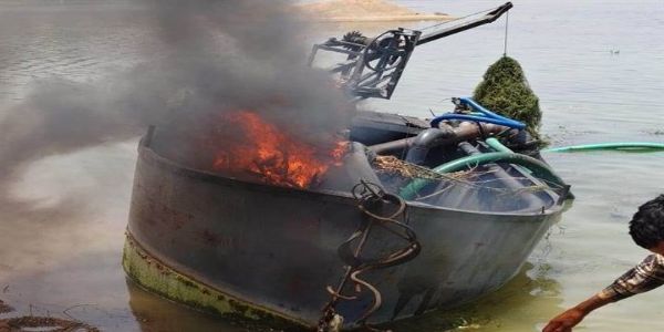 ग्वालियरः सिंध नदी के घाटों पर अवैध रेत उत्खनन व भंडारण के खिलाफ बड़ी कार्रवाई