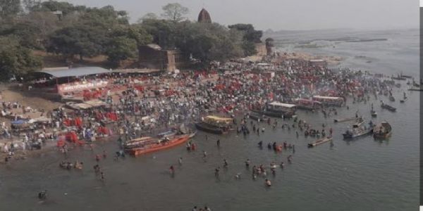 देवासः भीषण गर्मी भी नहीं डिगा सकी आस्था, अमावस्या पर नेमावर में उमड़ा श्रद्धालुओं का सैलाब