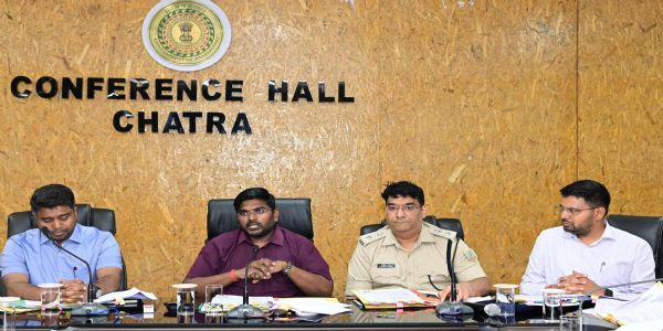 ड्रोन के जरिए अवैध अफीम की खेती की होगी मॉनिटरिंग : उपायुक्त