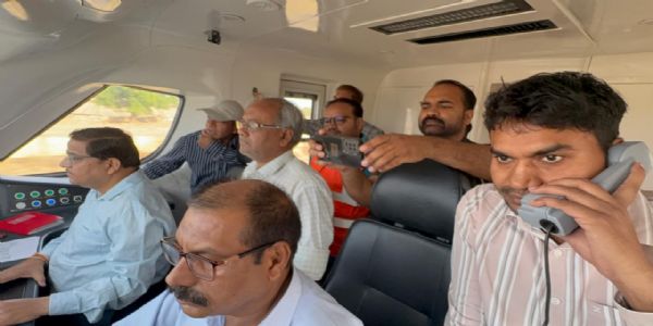 180 की स्पीड पर वंदे भारत ट्रेनसेट का सफल अंतिम परीक्षण