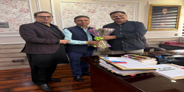 पेयजल संकट को लेकर विधायक डॉ. भारत भूषण ने मंत्री को कराया अवगत, अमृत 2.0 पर जोर