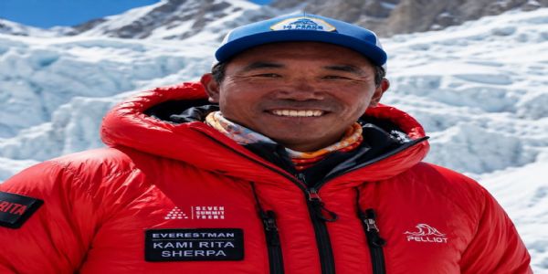 विश्व कीर्तिमानी पर्वतारोही कामारीता शेरपा