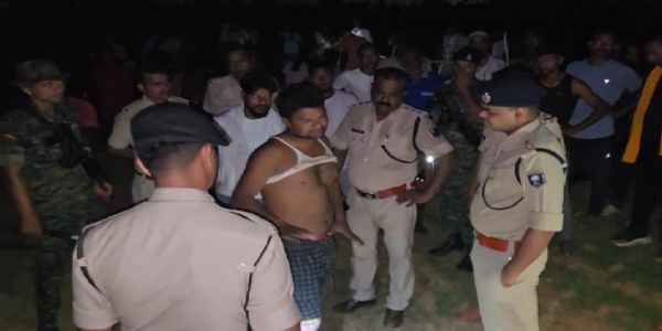 महिला की गला रेतकर हत्या, छानबीन में जुटी पुलिस