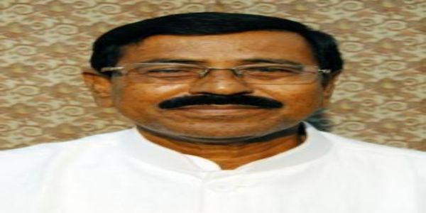 पूर्व मंत्री गियासुद्दीन मोल्ला ने अभिषेक बनर्जी और पुलिस अधिकारी पर दर्ज कराई शिकायत