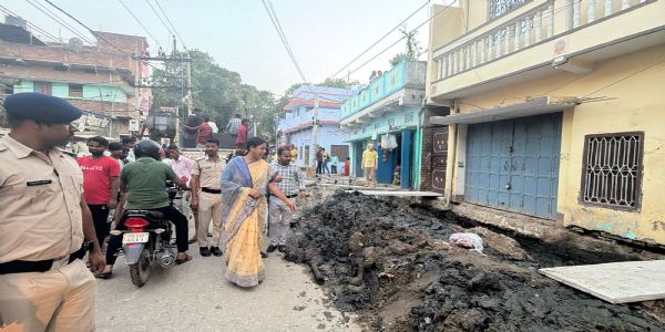 विधायक ने अधिकारियों को लगाई फटकार