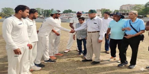 परिचय करते एसीए निदेशक