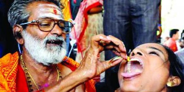 हैदराबाद में मछली प्रसादम का वितरण आठ जून को हैदराबाद में मछली प्रसादम का वितरण आठ जून को
