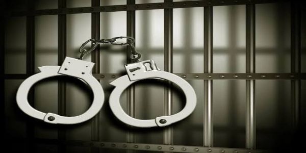 मतगणना की रात महिला से छेड़छाड़ और पति से मारपीट के आरोप में तृणमूल नेता समेत चार गिरफ्तार