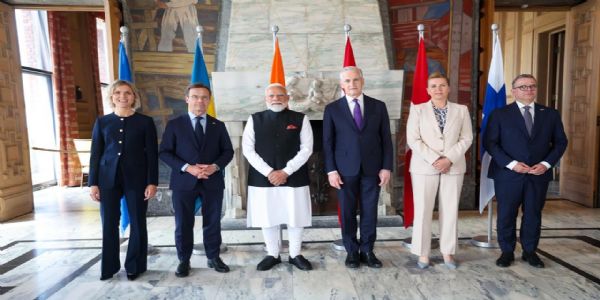 प्रधानमंत्री और नार्डिक देशों के प्रधानमंत्री प्रधानमंत्री और नार्डिक देशों के प्रधानमंत्री